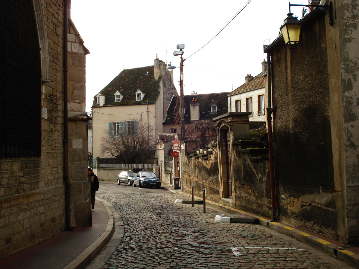 Picture France Beaune 2007-01 140 - Transport Beaune