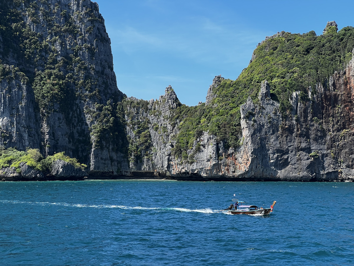 Picture Thailand Phuket to Ko Phi Phi Ferry 2021-12 125 - City Sights Phuket to Ko Phi Phi Ferry