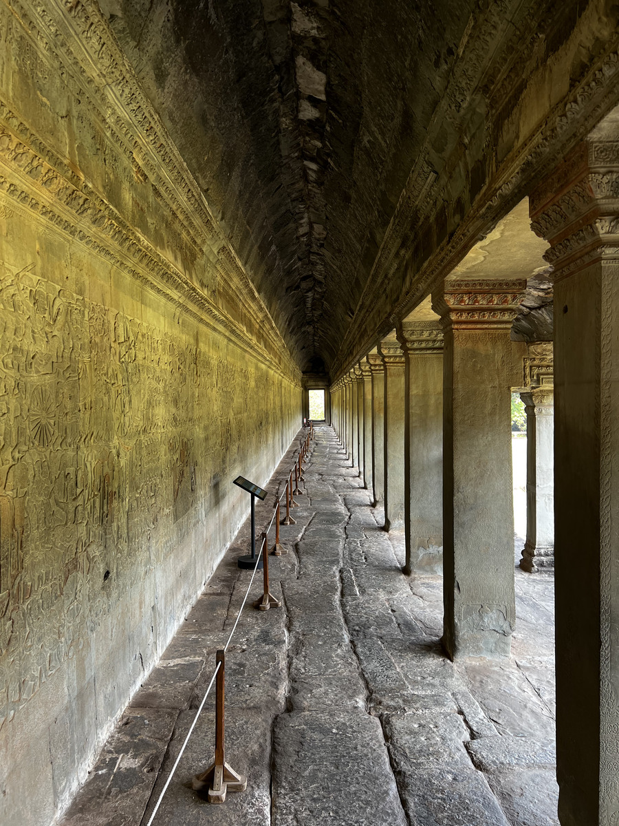 Picture Cambodia Siem Reap Angkor Wat 2023-01 127 - Waterfalls Angkor Wat