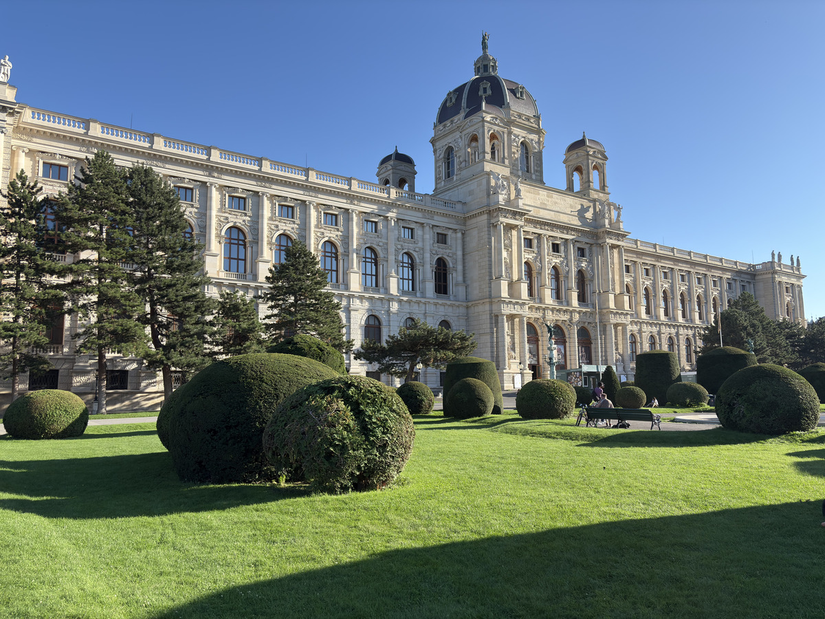 Picture Austria Vienna 2025-09 155 - Hot Season Vienna