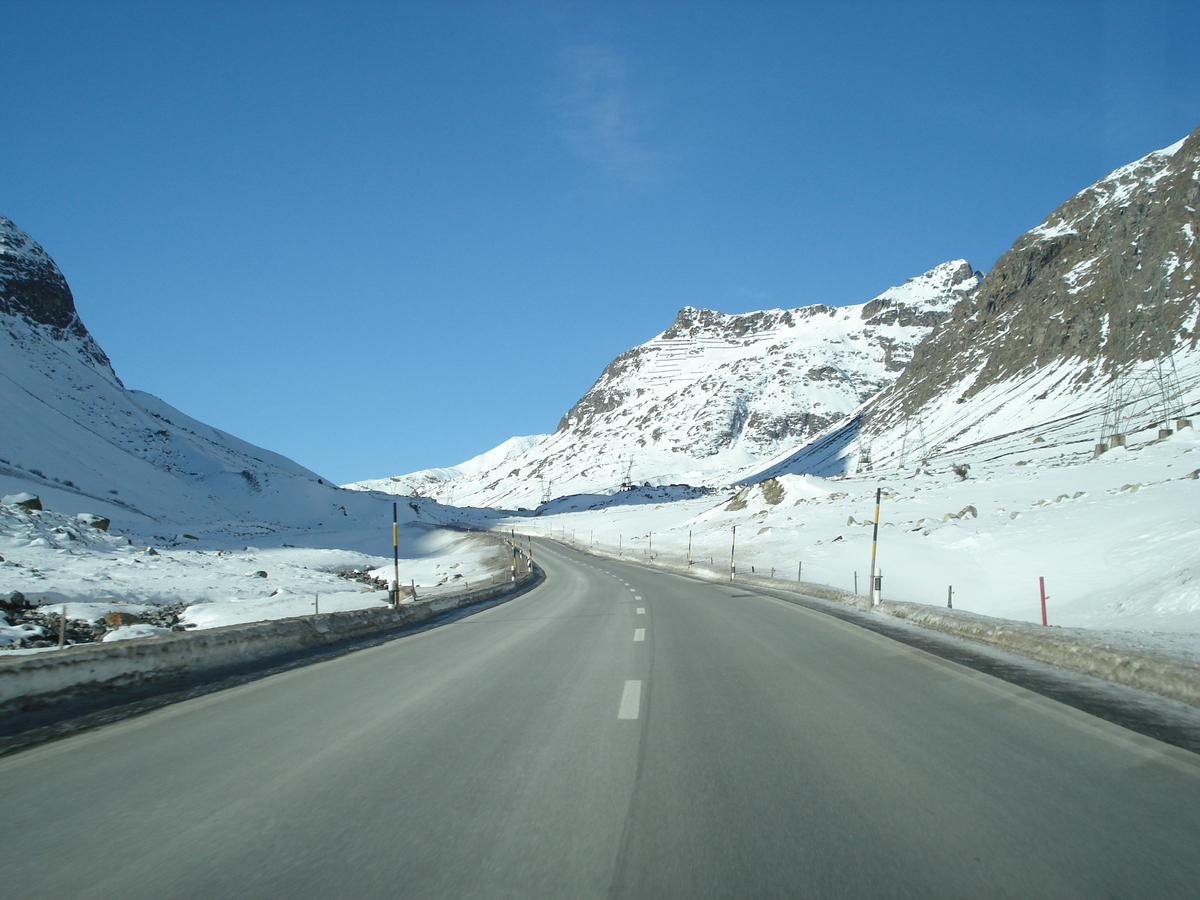 Picture Swiss Chur to St Moritz Road 2007-01 49 - Sauna Chur to St Moritz Road