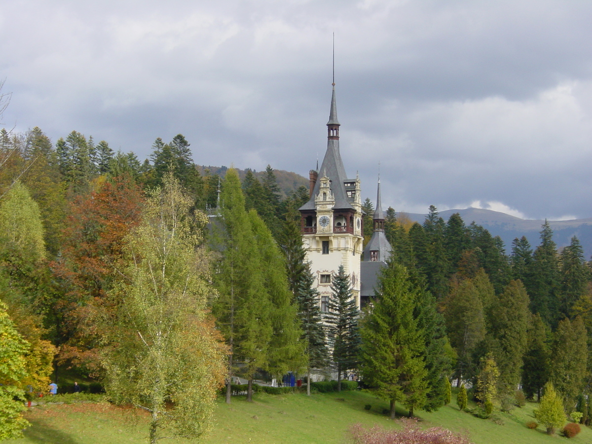 Picture Romania Sinaia 2003-10 65 - Resorts Sinaia