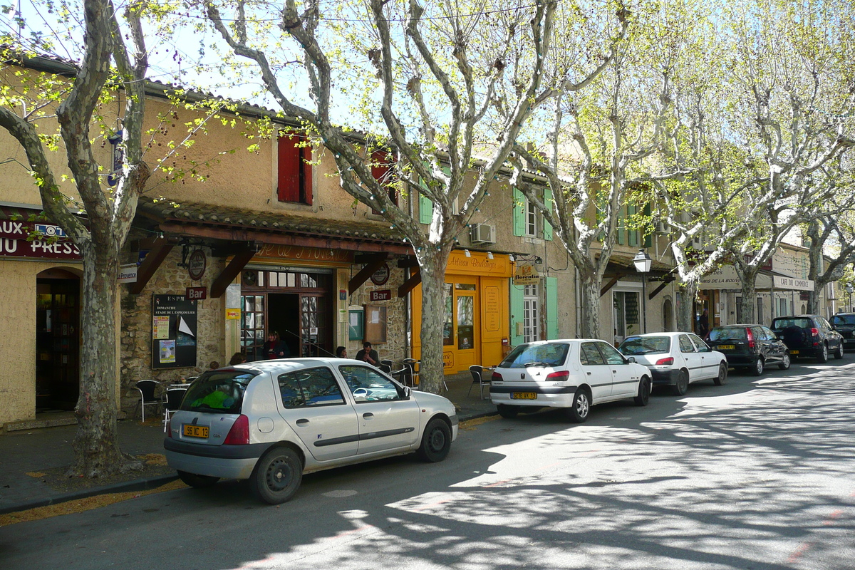 Picture France Mouries 2008-04 12 - Streets Mouries