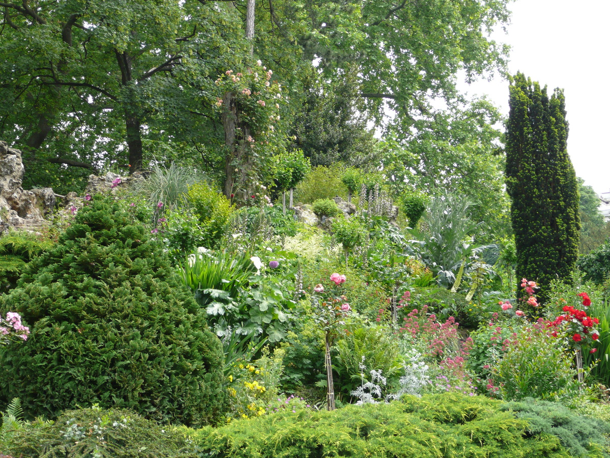 Picture France Paris Monceau Garden 2007-06 4 - Hotel Monceau Garden