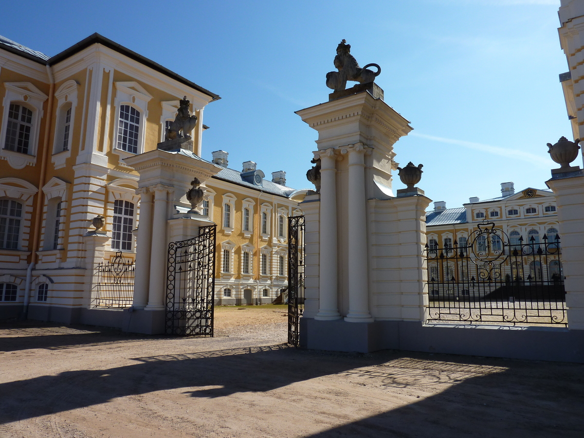 Picture Latvia Rundale Palace 2009-04 59 - Monuments Rundale Palace