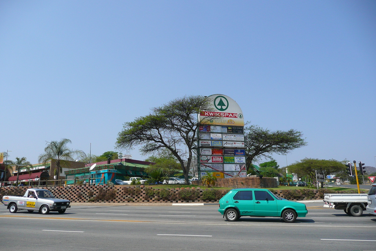 Picture South Africa Nelspruit 2008-09 45 - Monument Nelspruit