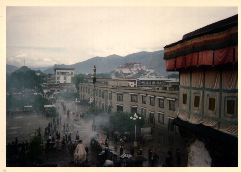 Picture Tibet Lhasa 1994-07 13 - Monuments Lhasa