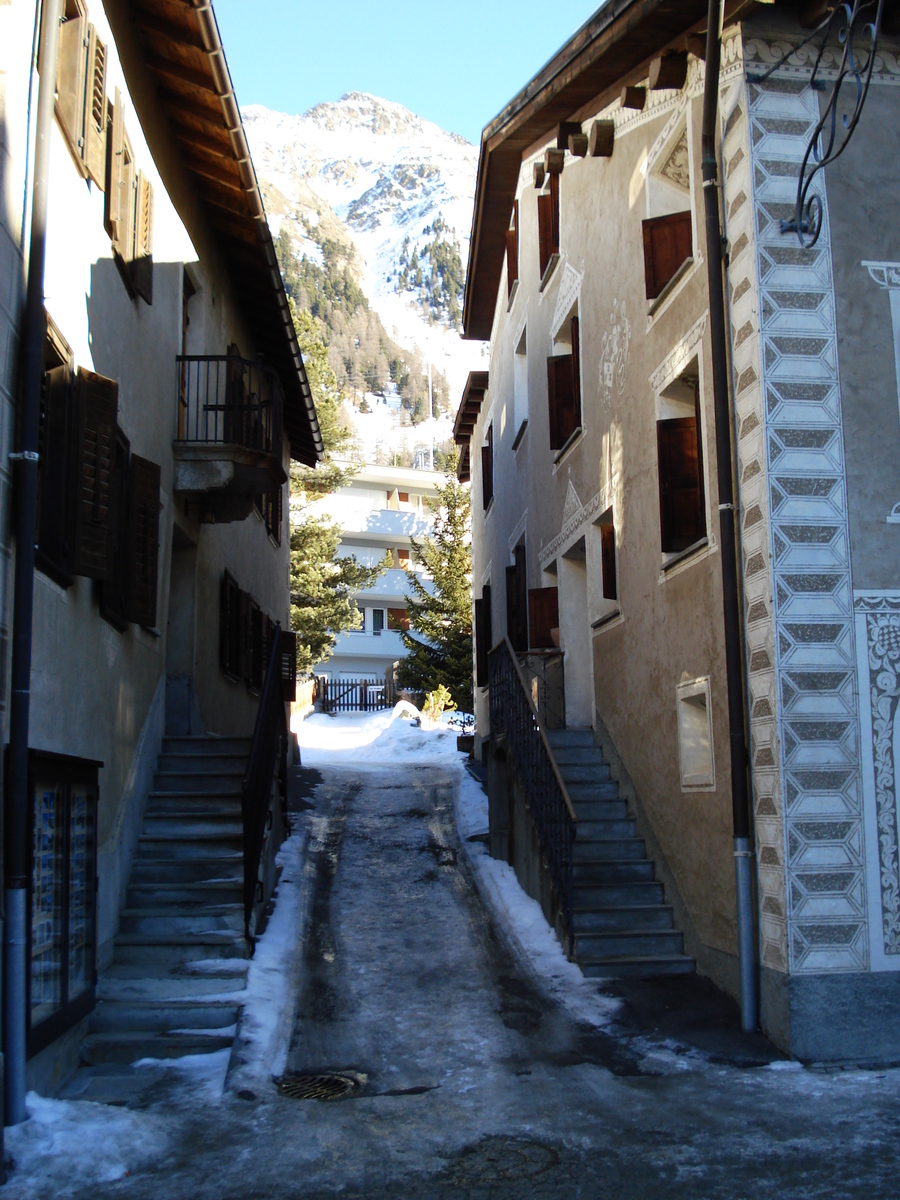 Picture Swiss Pontresina 2007-01 50 - Streets Pontresina