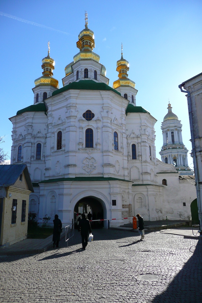 Picture Ukraine Kiev Pechersk Lavra 2007-11 115 - Monument Pechersk Lavra