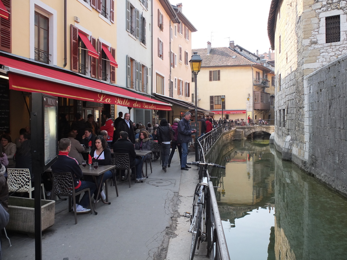 Picture France Annecy 2012-02 85 - Restaurants Annecy