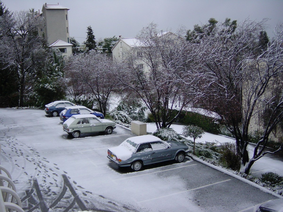 Picture France Vence 2001-02 18 - Summer Vence