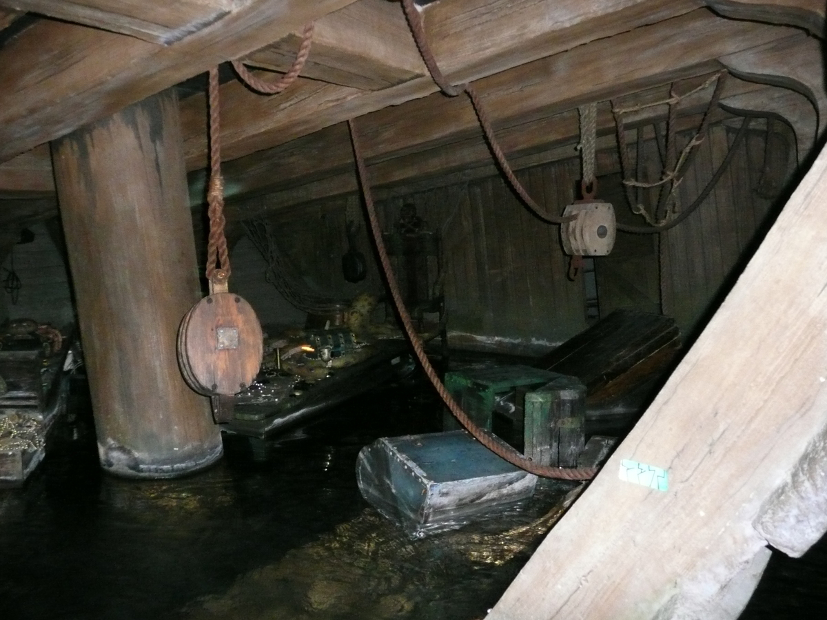 Picture France Disneyland Paris Pirates of the caribbean 2007-07 25 - Monument Pirates of the caribbean