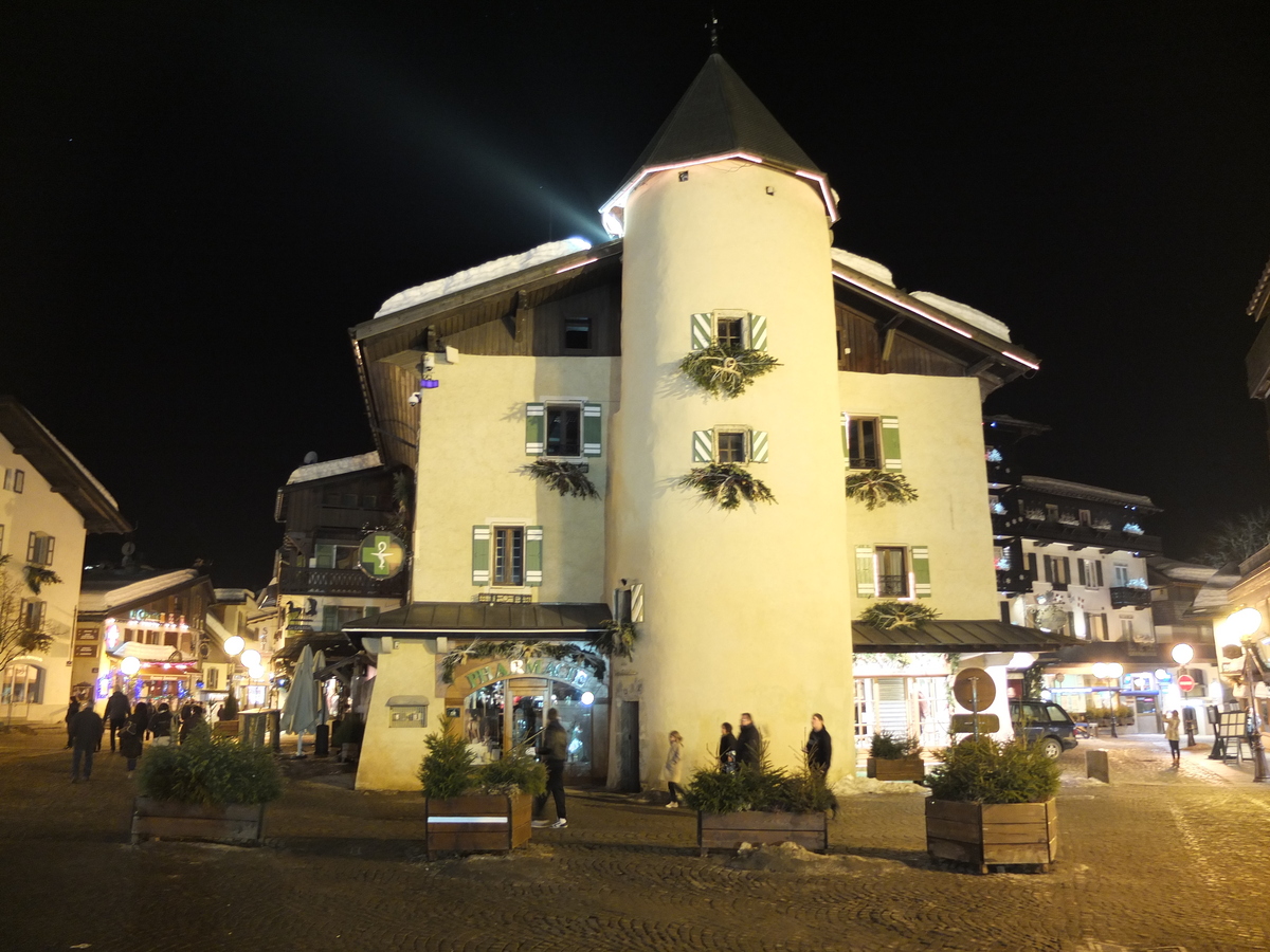 Picture France Megeve 2012-02 8 - Walking Street Megeve