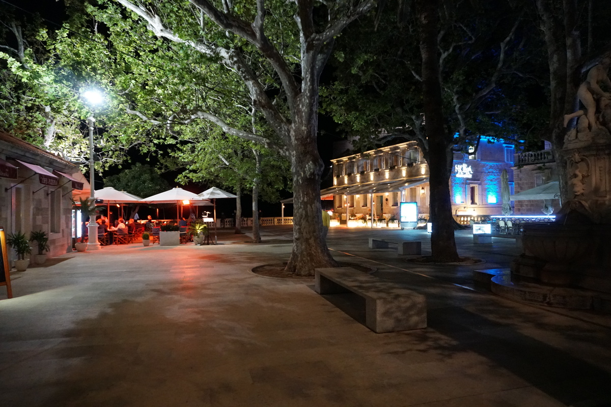 Picture Croatia Dubrovnik 2016-04 259 - Restaurants Dubrovnik