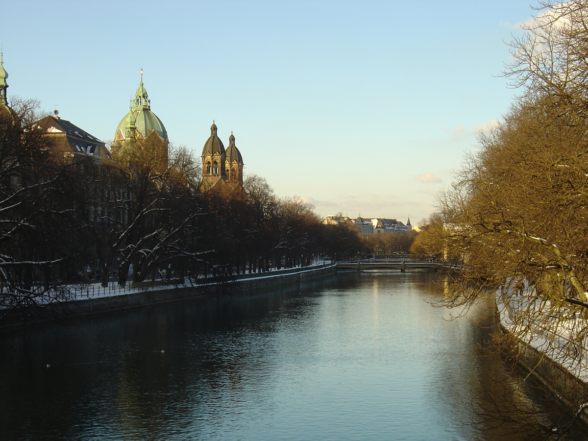 Picture Germany Munich 2005-02 76 - Summer Munich