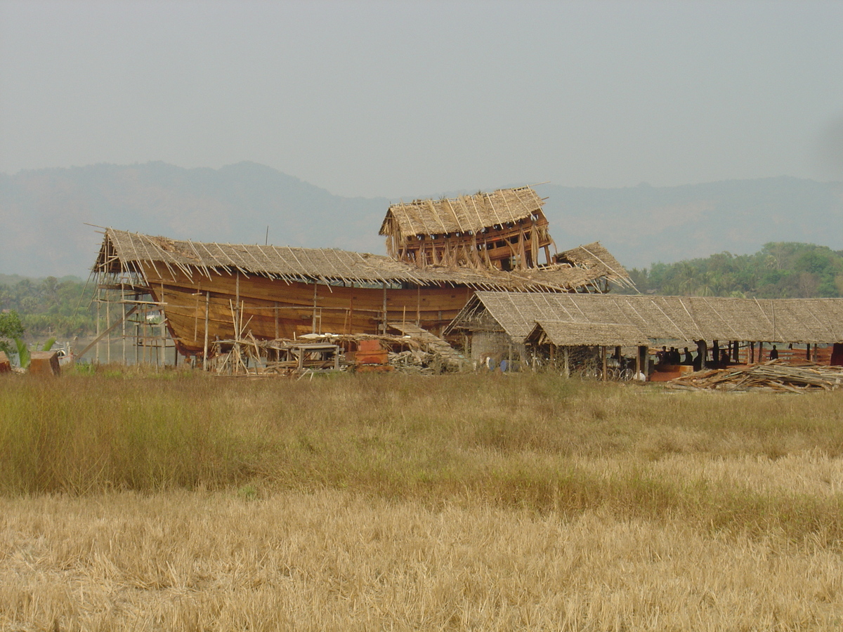 Picture Myanmar Dawei (TAVOY) 2005-01 38 - City Sight Dawei (TAVOY)