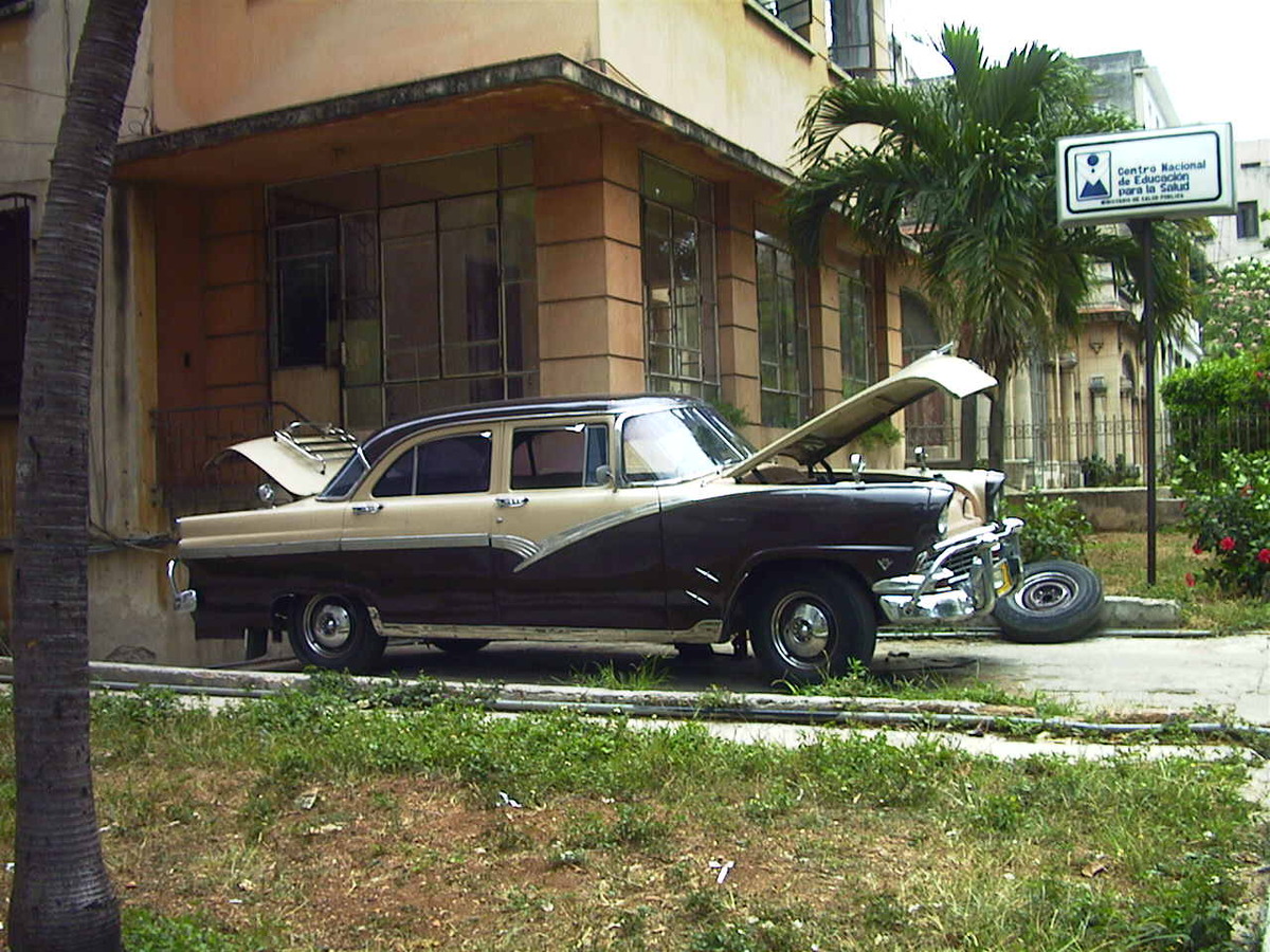 Picture Cuba Havana 1999-04 12 - Sunset Havana