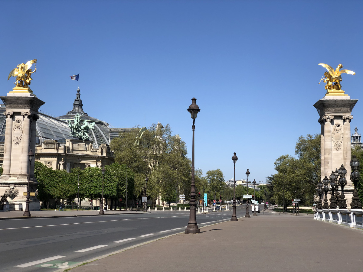 Picture France Paris lockdown 2020-04 65 - Street Paris lockdown