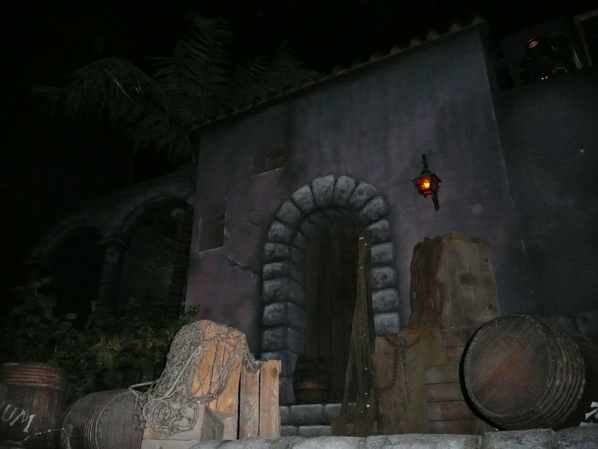 Picture France Disneyland Paris Pirates of the caribbean 2007-07 9 - Weather Pirates of the caribbean