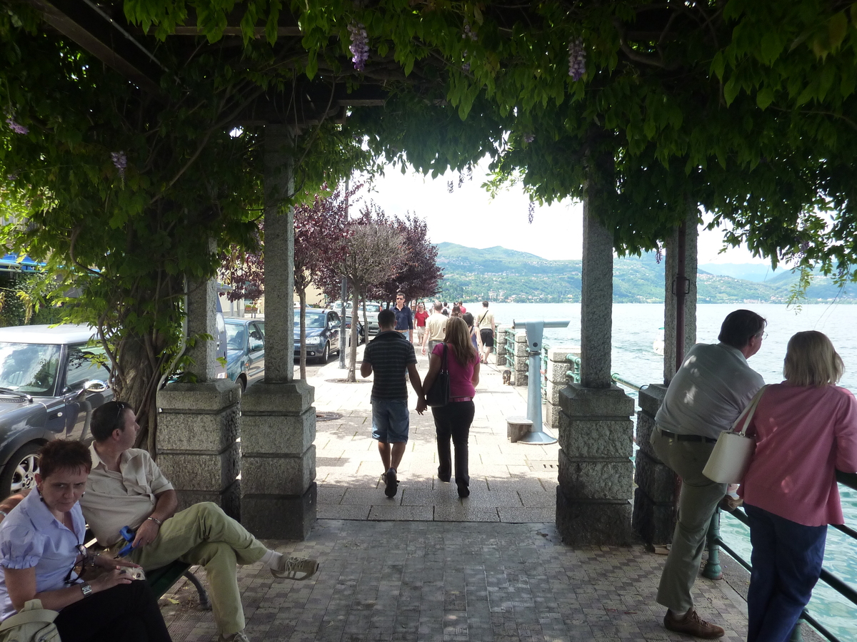 Picture Italy Arona 2009-06 18 - Waterfalls Arona