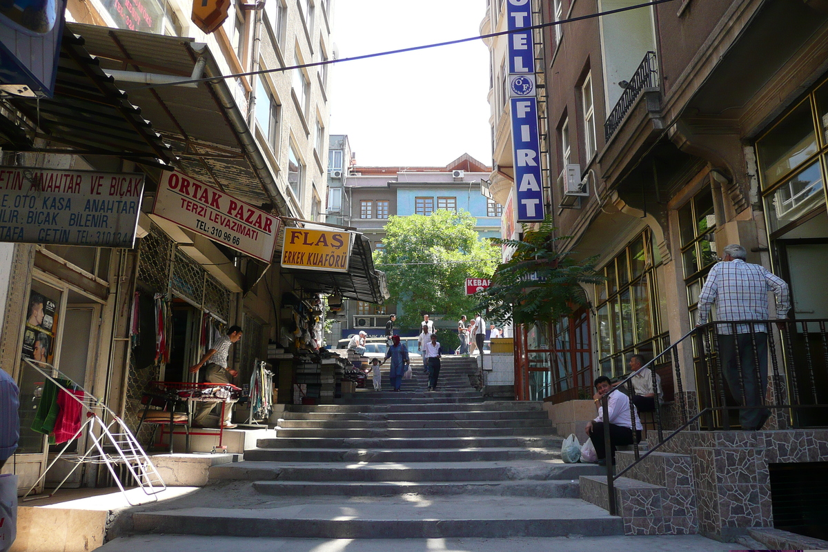 Picture Turkey Ankara 2008-07 75 - Walking Street Ankara