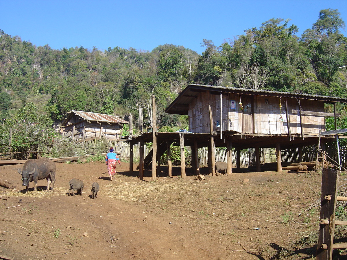 Picture Thailand Pang ma pha 2005-12 124 - Sauna Pang ma pha