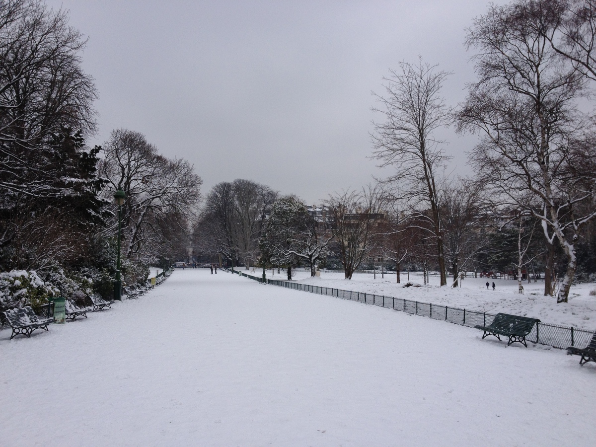 Picture France Paris Monceau Garden 2013-01 7 - Saving Monceau Garden