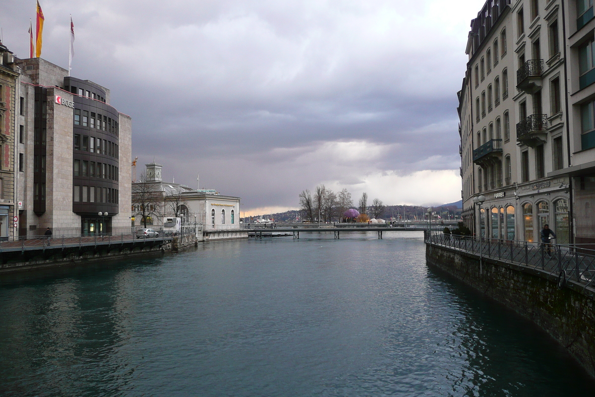 Picture Swiss Geneva 2010-02 21 - Rain Season Geneva