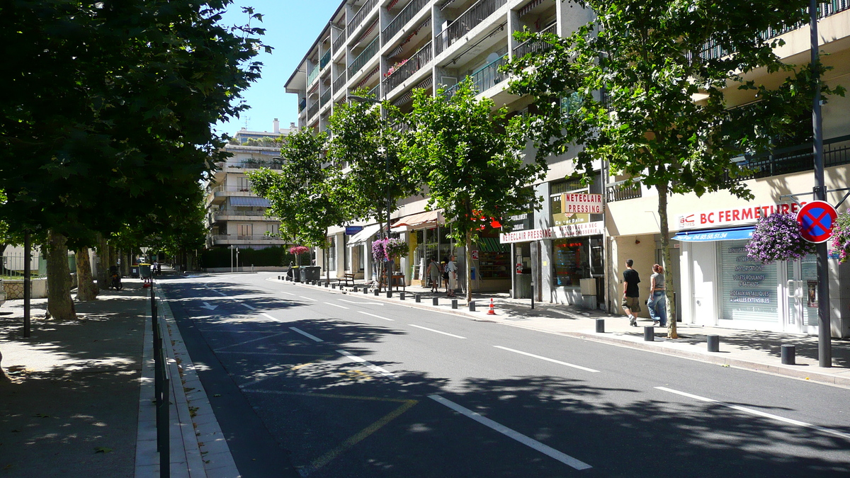 Picture France Vence Vence West 2007-07 15 - Streets Vence West