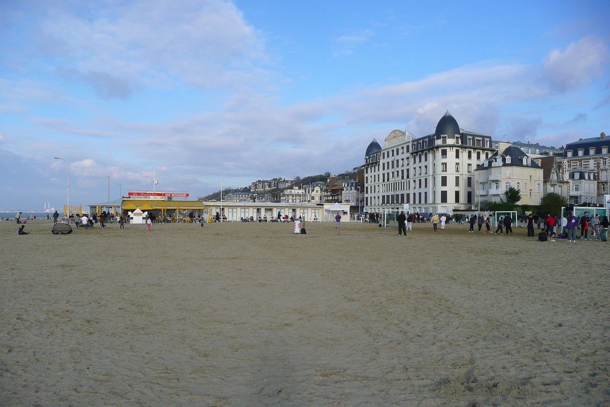 Picture France Trouville 2008-10 32 - Hot Season Trouville