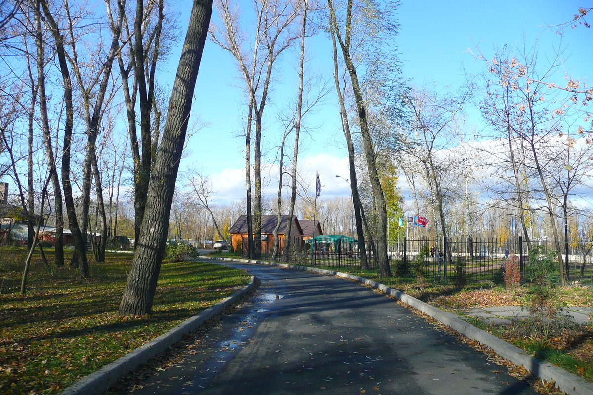 Picture Ukraine Kiev Hydropark 2007-11 3 - Monument Hydropark