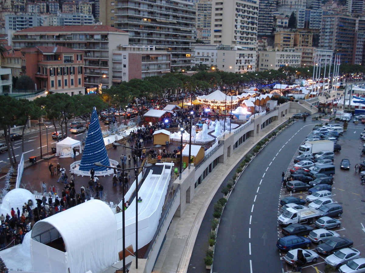 Picture Monaco 2006-12 1 - Street Monaco