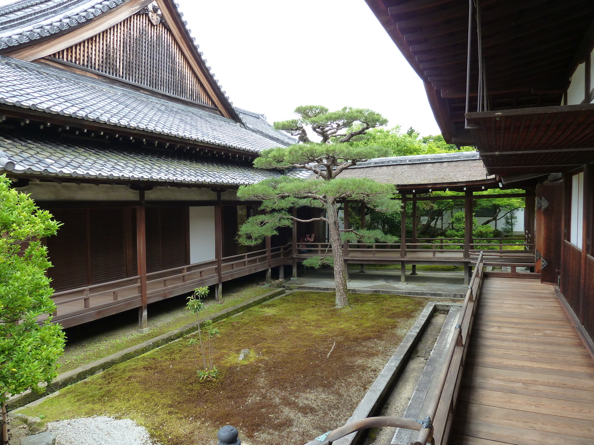 Picture Japan Kyoto Ninna ji imperial Residence 2010-06 46 - Transport Ninna ji imperial Residence