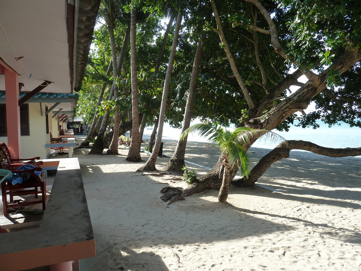 Picture Thailand Ko Chang 2011-12 45 - Restaurant Ko Chang