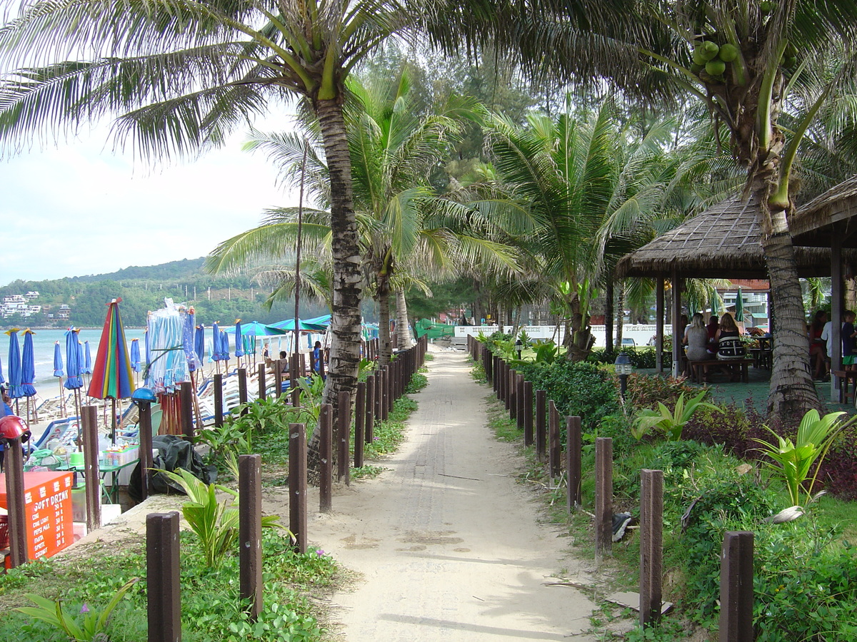 Picture Thailand Phuket Kamala Beach 2005-12 35 - Restaurant Kamala Beach