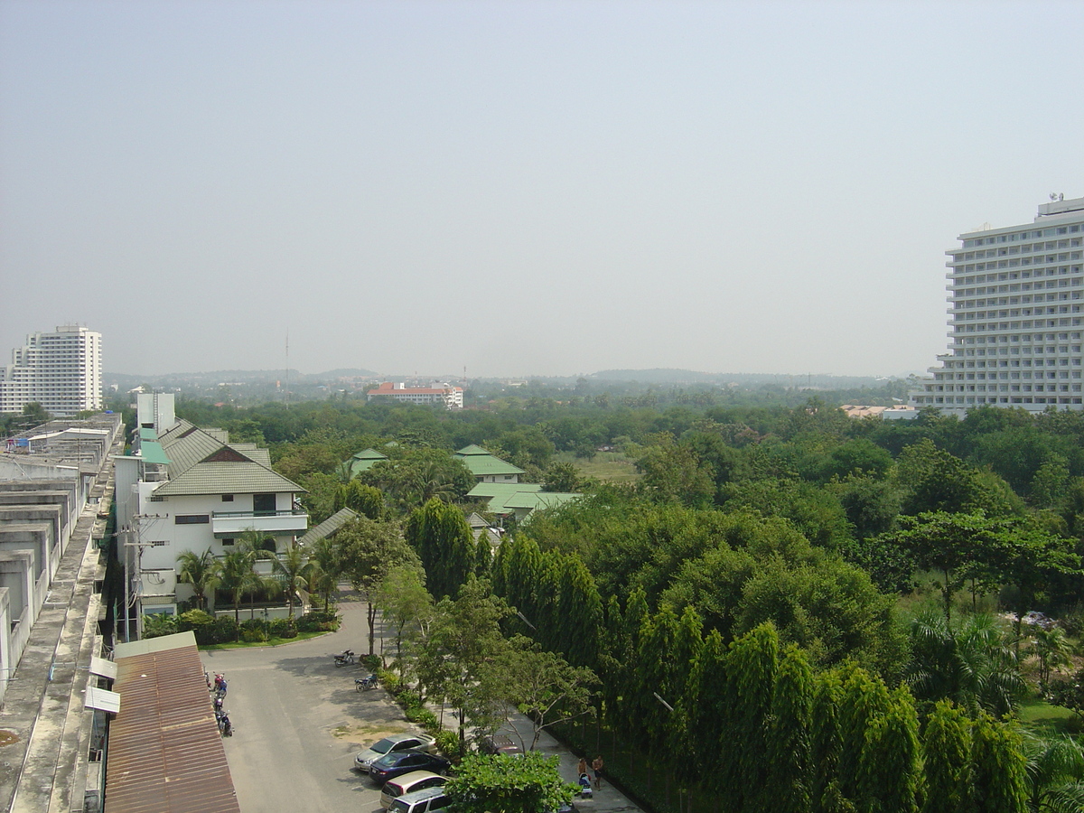 Picture Thailand Jomtien Beach Grand Jomtien Palace Hotel 2004-10 34 - Transport Grand Jomtien Palace Hotel