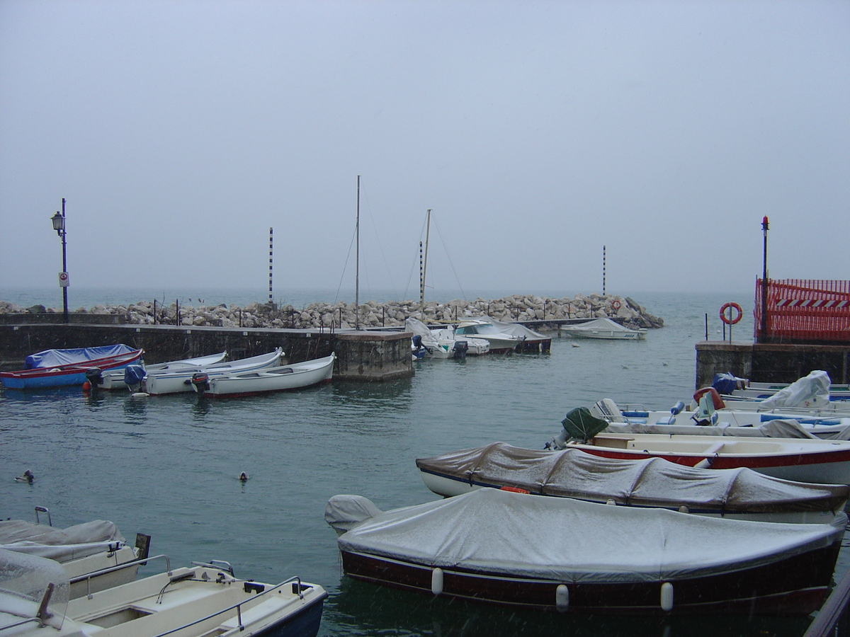 Picture Italy Desenzano del Garda 2005-03 2 - Monuments Desenzano del Garda