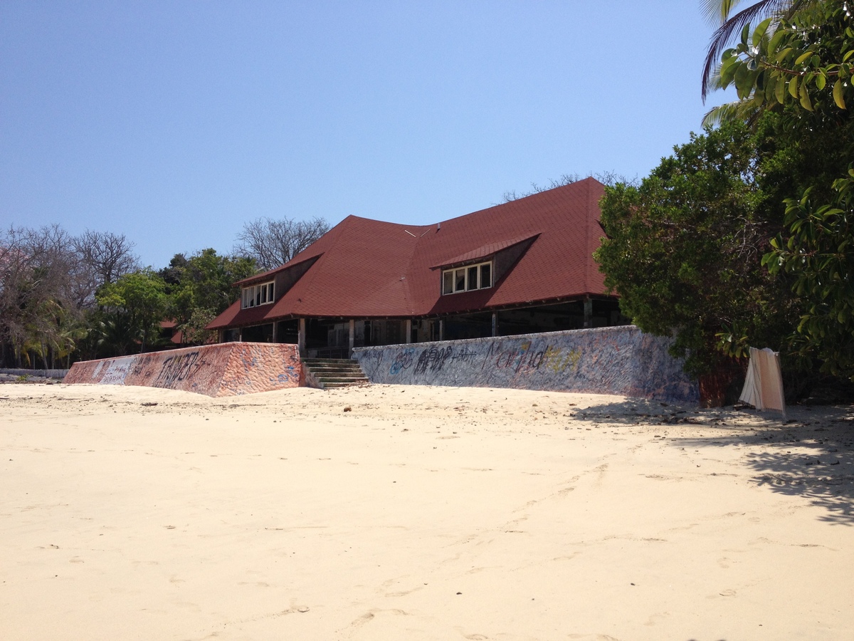 Picture Panama Contadora Island 2015-03 101 - Hotel Pools Contadora Island