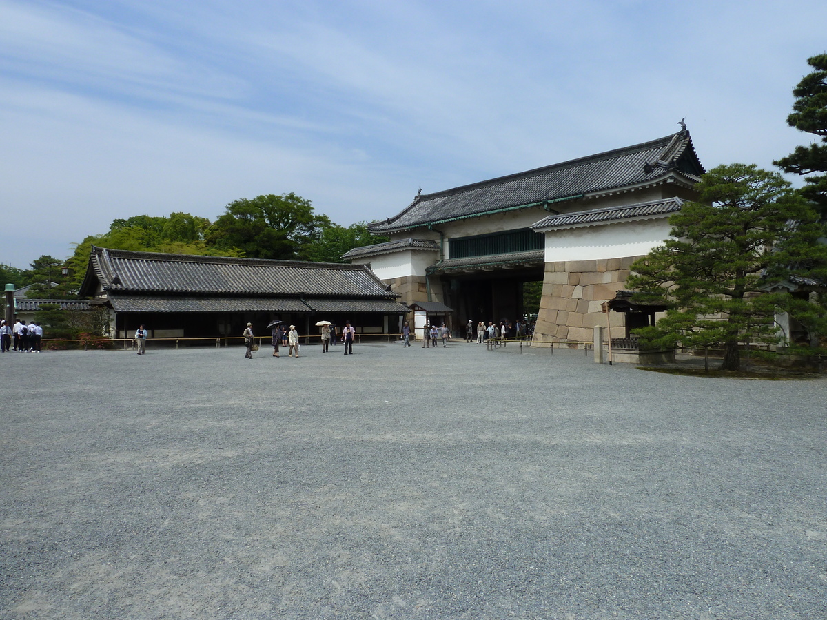 Picture Japan Kyoto Nijo Castle 2010-06 69 - Streets Nijo Castle