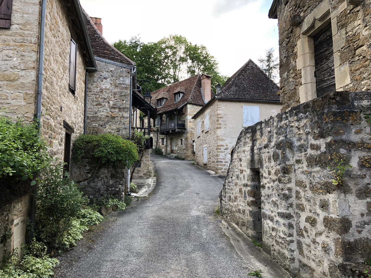 Picture France Carennac 2018-04 7 - Walking Street Carennac