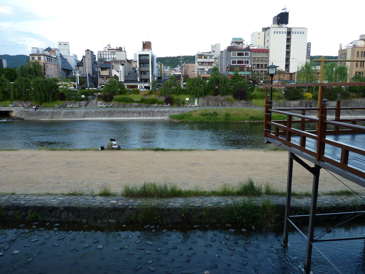 Picture Japan Kyoto Pontocho 2010-06 23 - Hotel Pool Pontocho