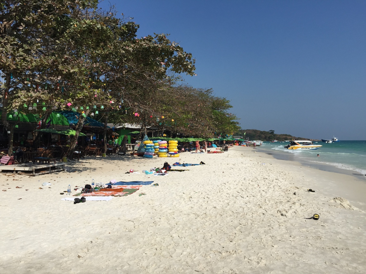 Picture Thailand Koh Samet 2016-01 2 - Hotel Pool Koh Samet