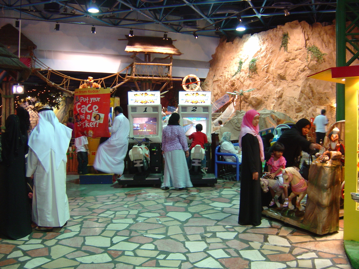 Picture United Arab Emirates Dubai Deira City Center Mall 2005-09 17 - Rentals Deira City Center Mall