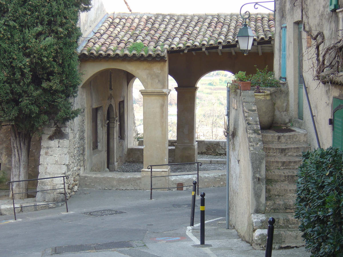 Picture France Les Hauts de Cagnes 2006-01 83 - City Sights Les Hauts de Cagnes