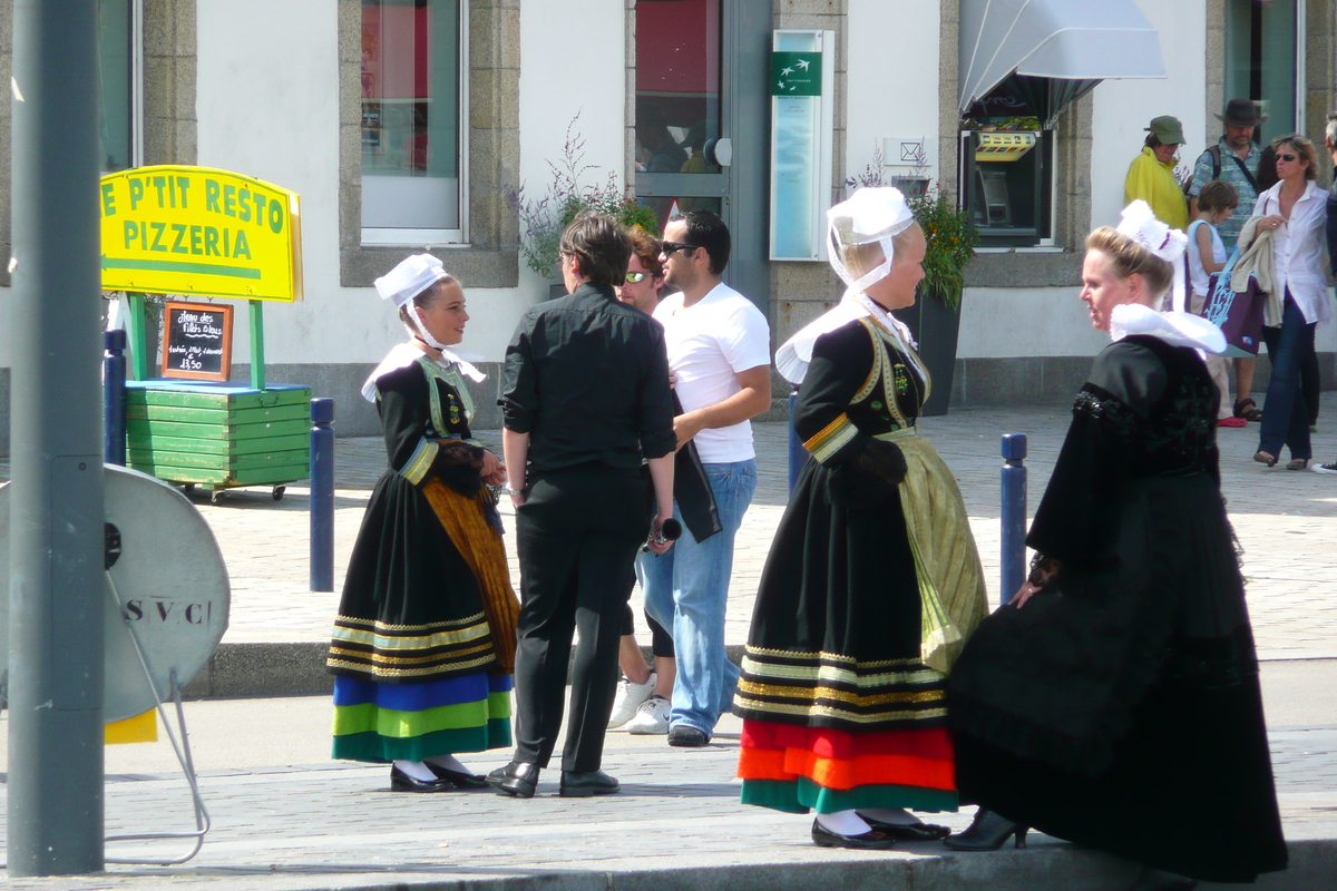 Picture France Concarneau 2008-07 132 - Restaurants Concarneau