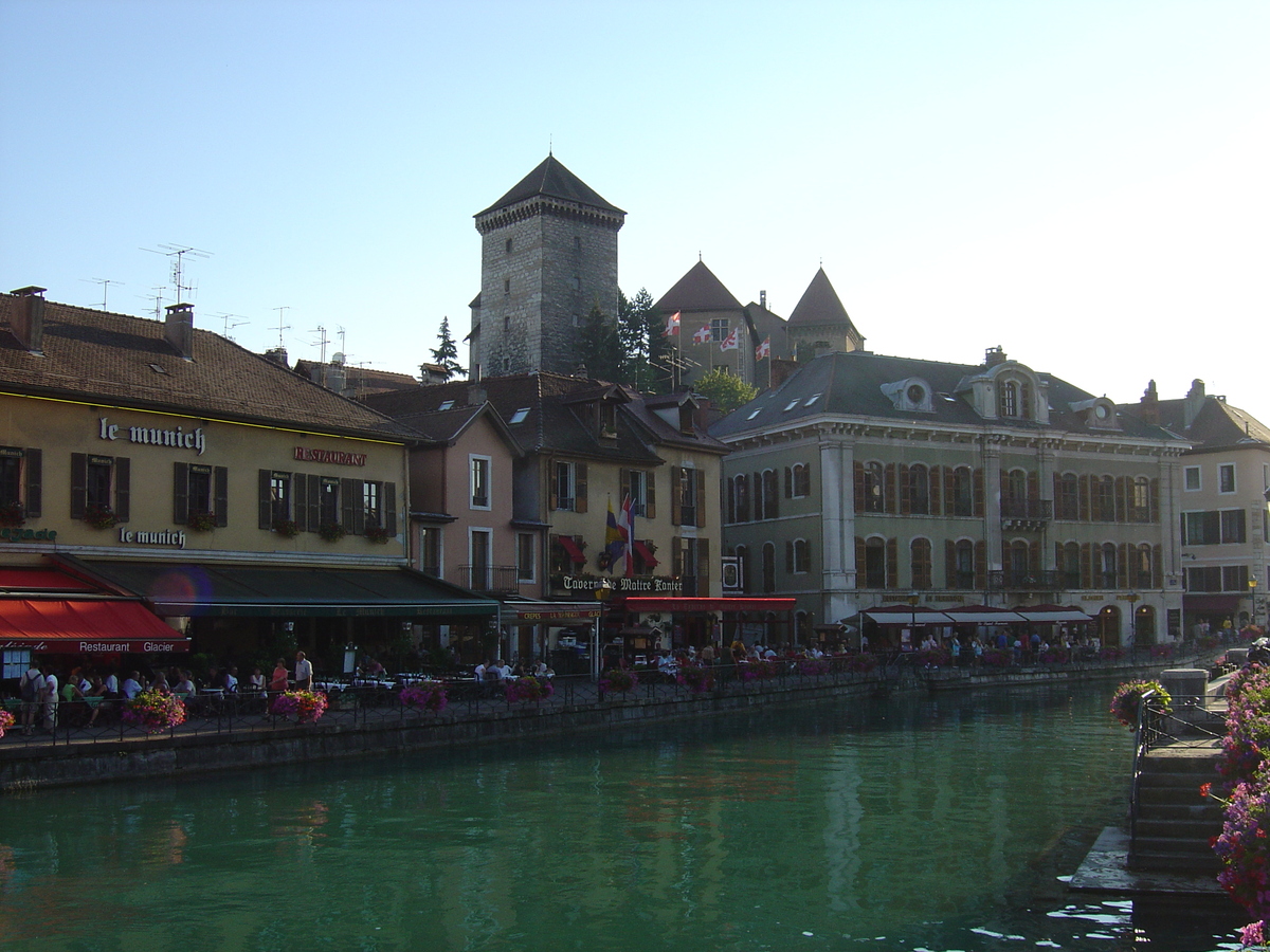 Picture France Annecy 2004-08 55 - Restaurants Annecy