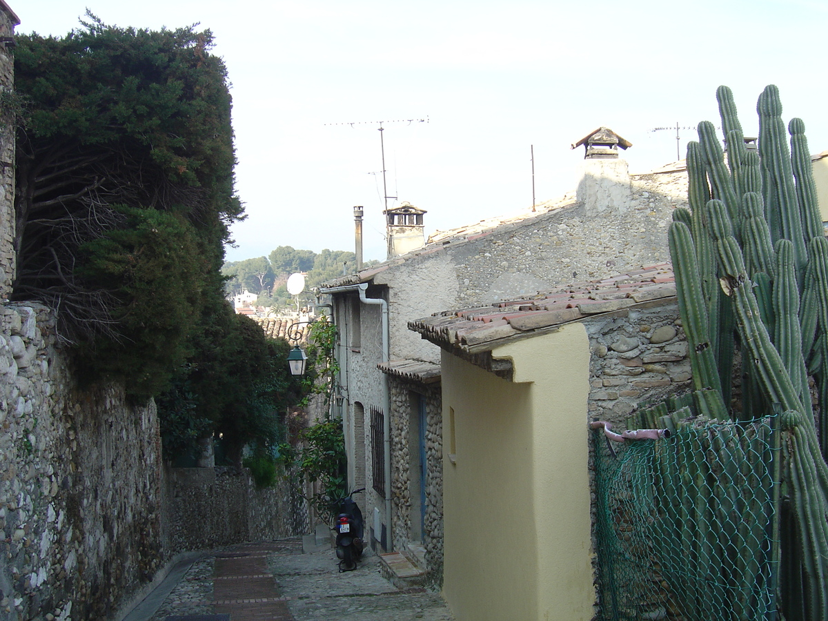 Picture France Les Hauts de Cagnes 2006-01 55 - Saving Les Hauts de Cagnes