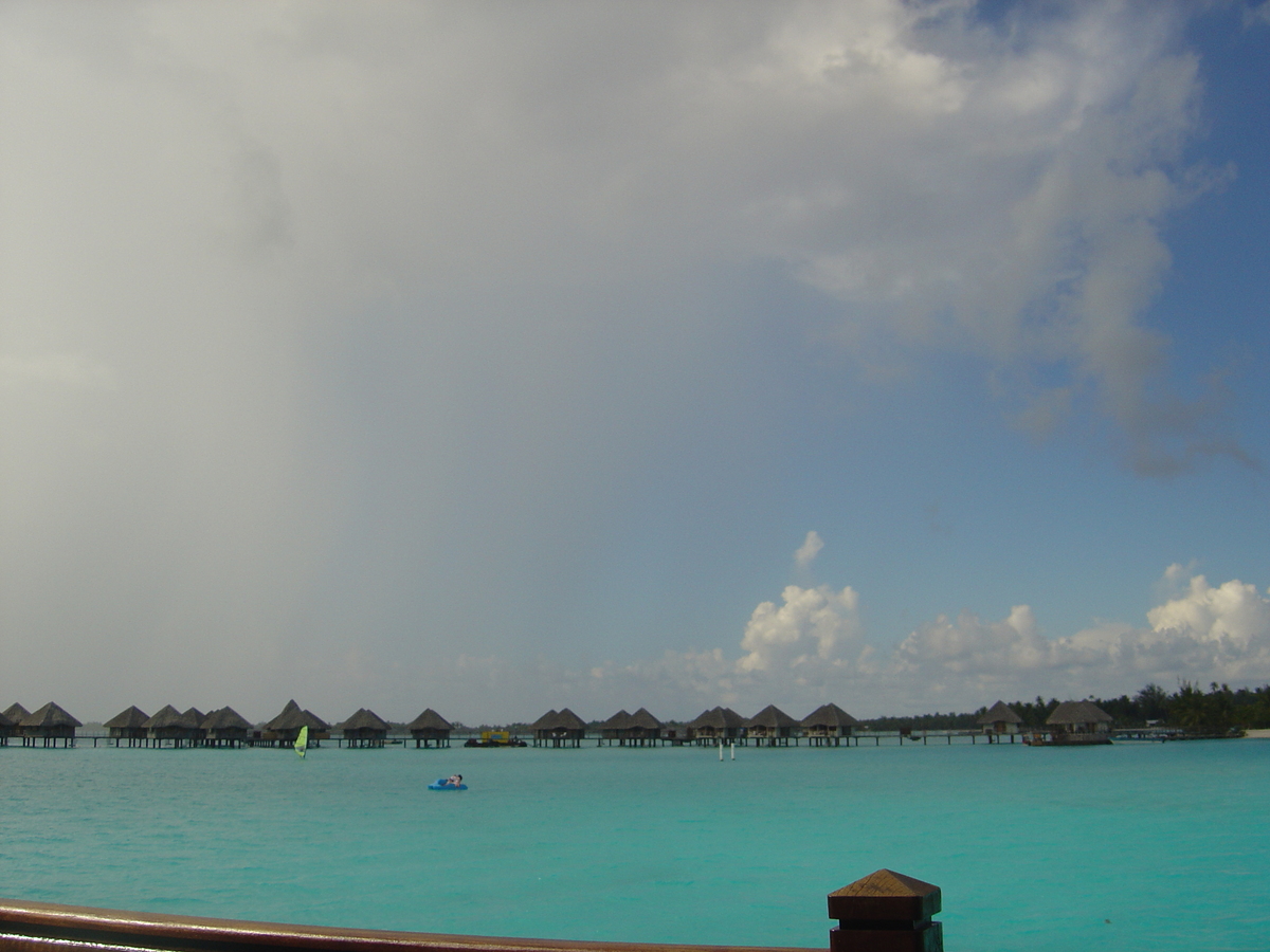 Picture Polynesia Meridien Bora Bora Hotel 2006-04 17 - City View Meridien Bora Bora Hotel