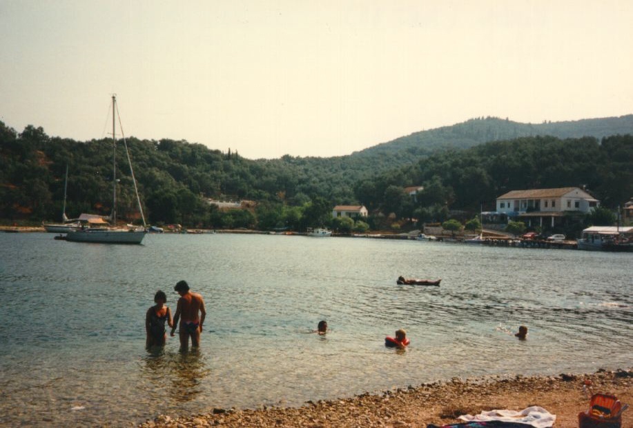 Picture Greece Corfu 1988-08 15 - Restaurant Corfu