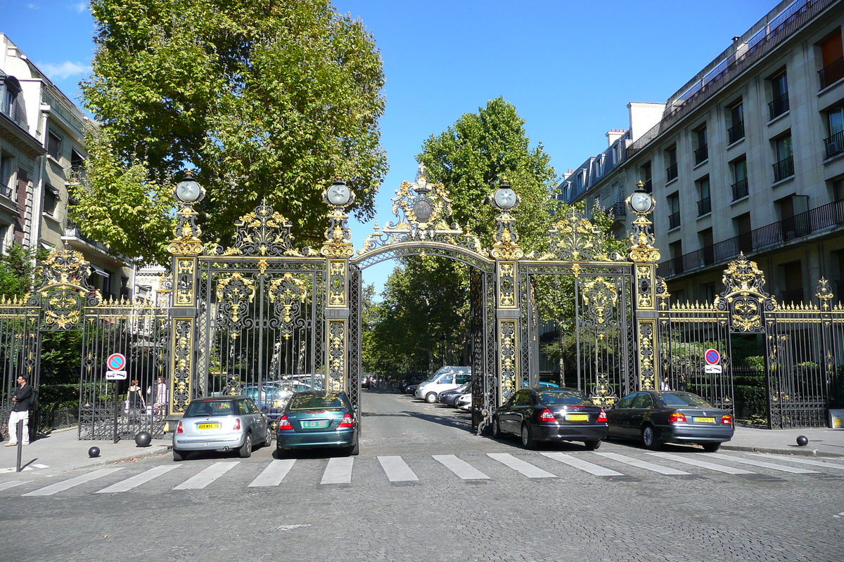 Picture France Paris Monceau Garden 2007-09 1 - Hotel Pool Monceau Garden